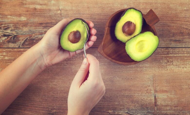 Avocado là quả gì? Những lợi ích và rủi do khi ăn avocado