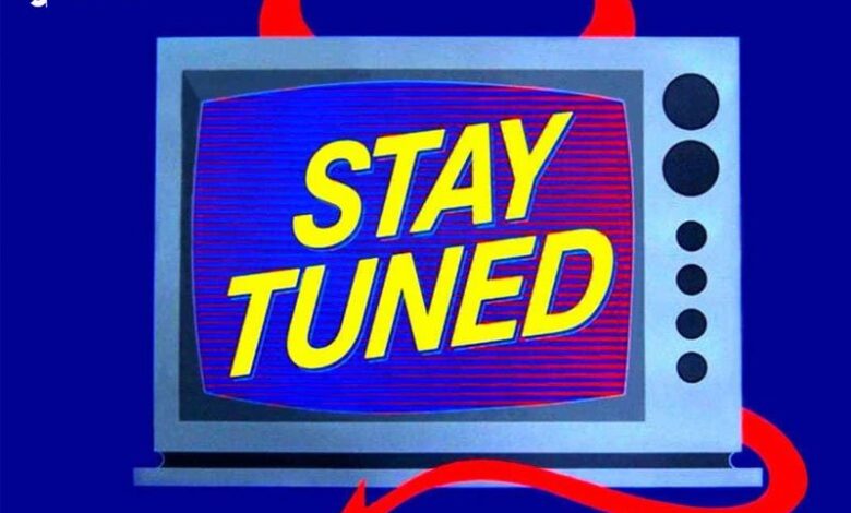 Stay tuned là gì? Cách dùng cụm từ stay tuned